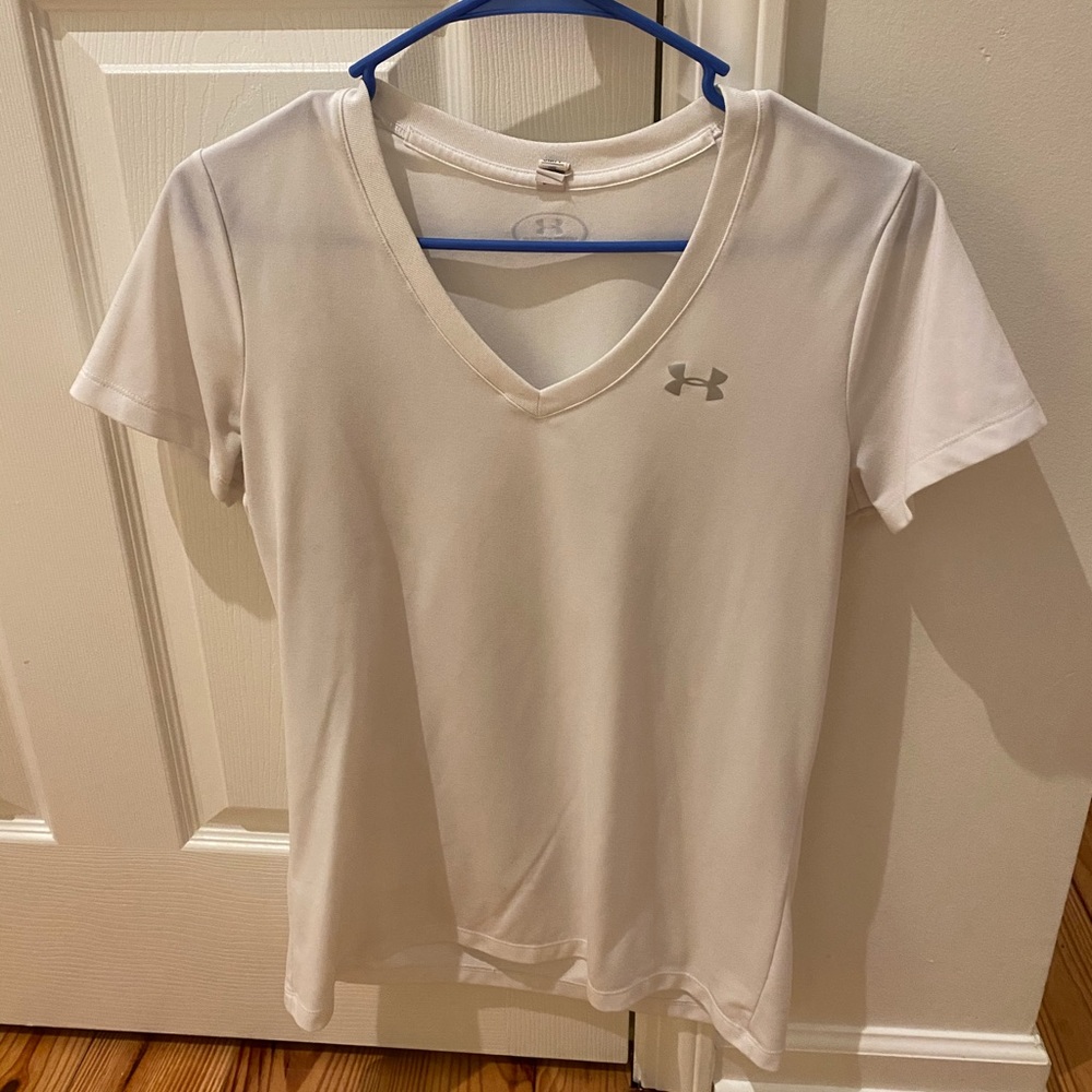 Under armor v neck